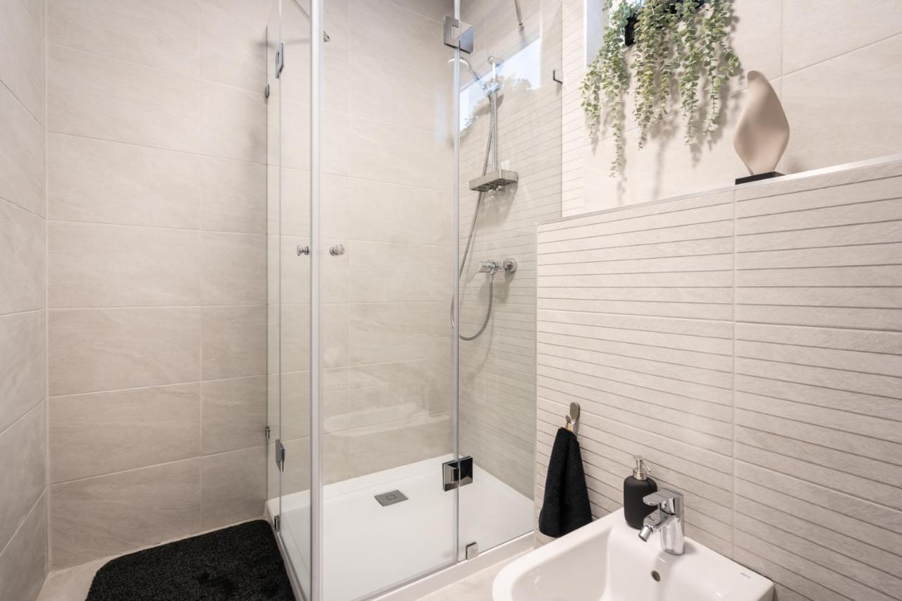 Rose Garden Apartments Budapeszt Pokój zdjęcie